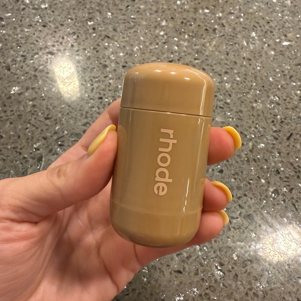 Rhode pocket blush in shade sleepy girl